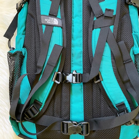 The North Face Hot Shot Special Edition Backpack - Picture 4 of 8